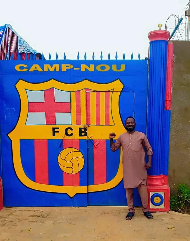 Un fan du Barça au Tchad transforme son restaurant aux couleurs du club !