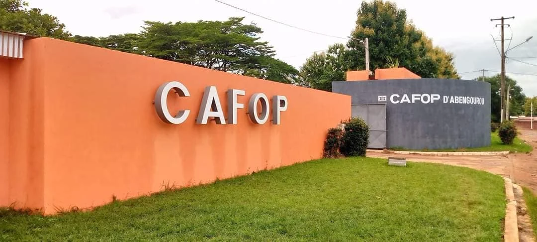 Bourses CAFOP en Côte d'Ivoire 2024 : Montants officiels dévoilés, mais attention aux délais !