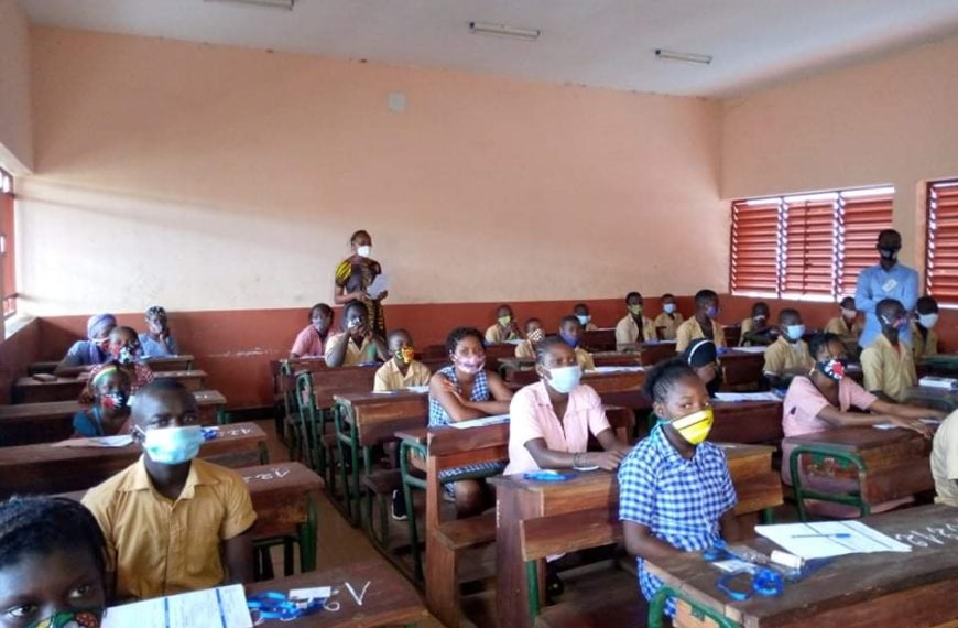 Examens en Guinée : un système éducatif en péril ?